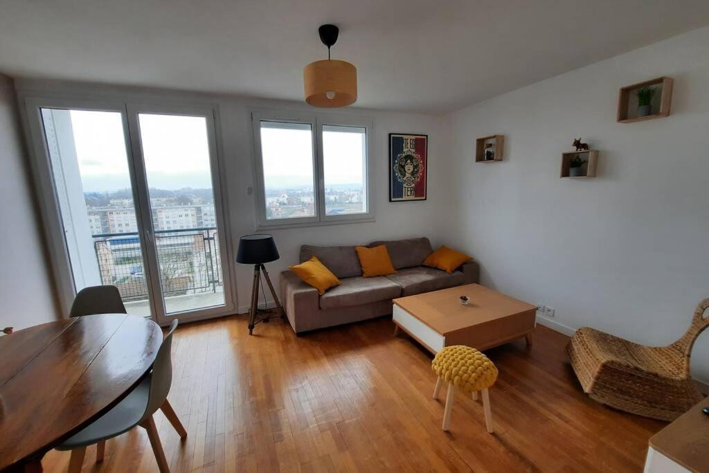 Appartement 70M² 3 Chambres Avec 3 Lits 2 Places トロワ エクステリア 写真